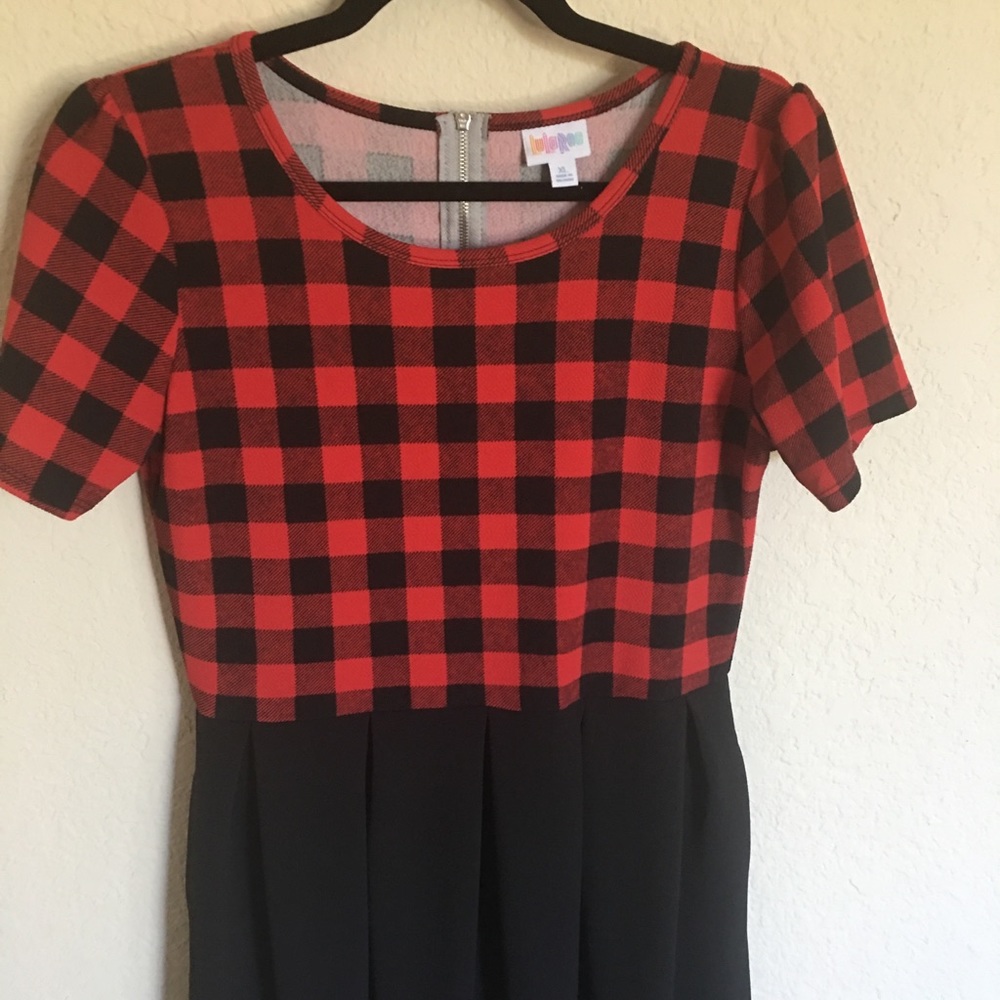 XL Red and Black Plaid Top Amelia